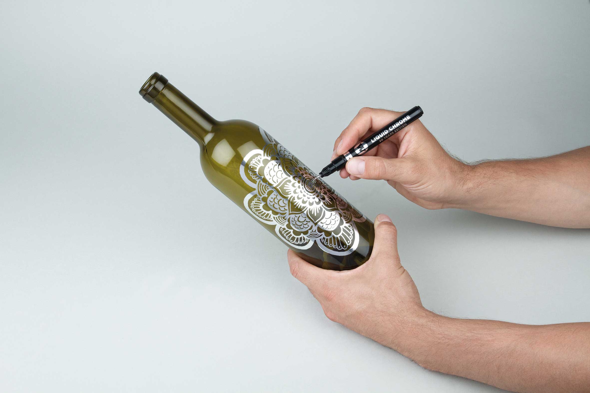 MOLOTOW-Liquid-Chrome-Marker-Spiegeleffekt-Künstlerbedarf-yanik-shop.de